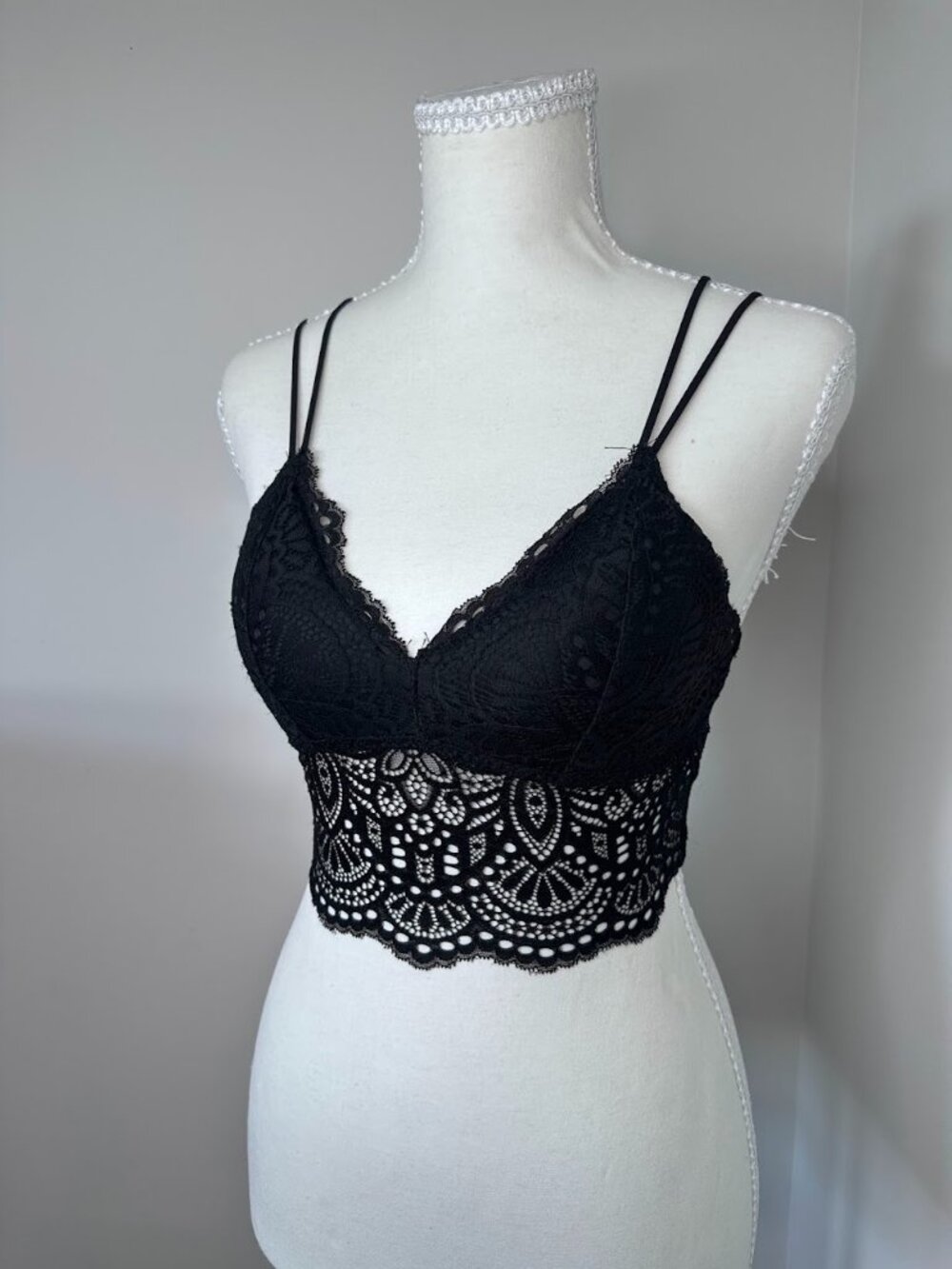 Aéropostale Black Lace Longline Bralette | S/P